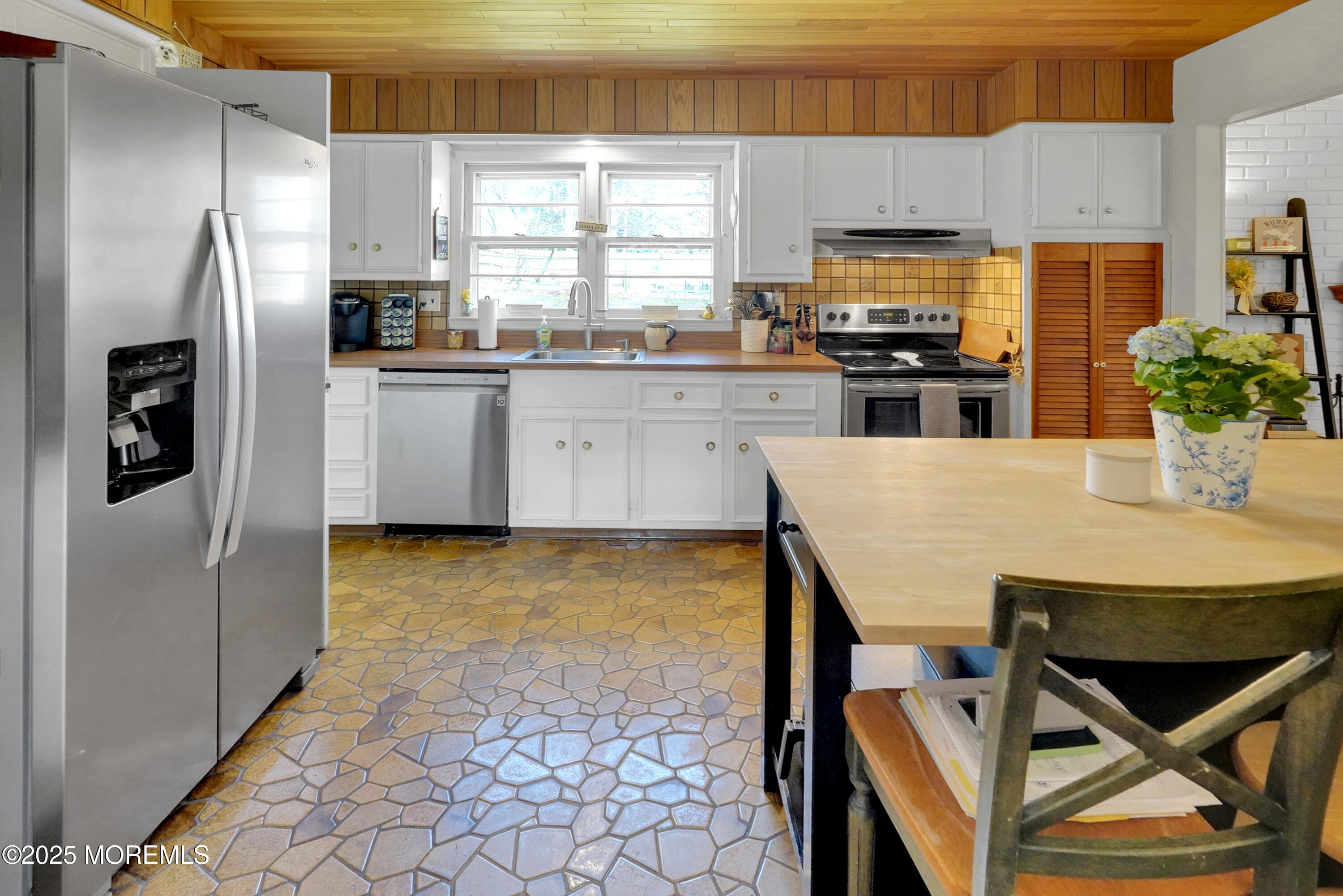 119 Sandspring Drive, Eatontown, New Jersey image 16