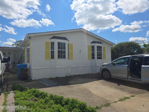 Mobile Home For Sale - 58 2nd Street<br/> Ocean County, Manchester, NJ 08759