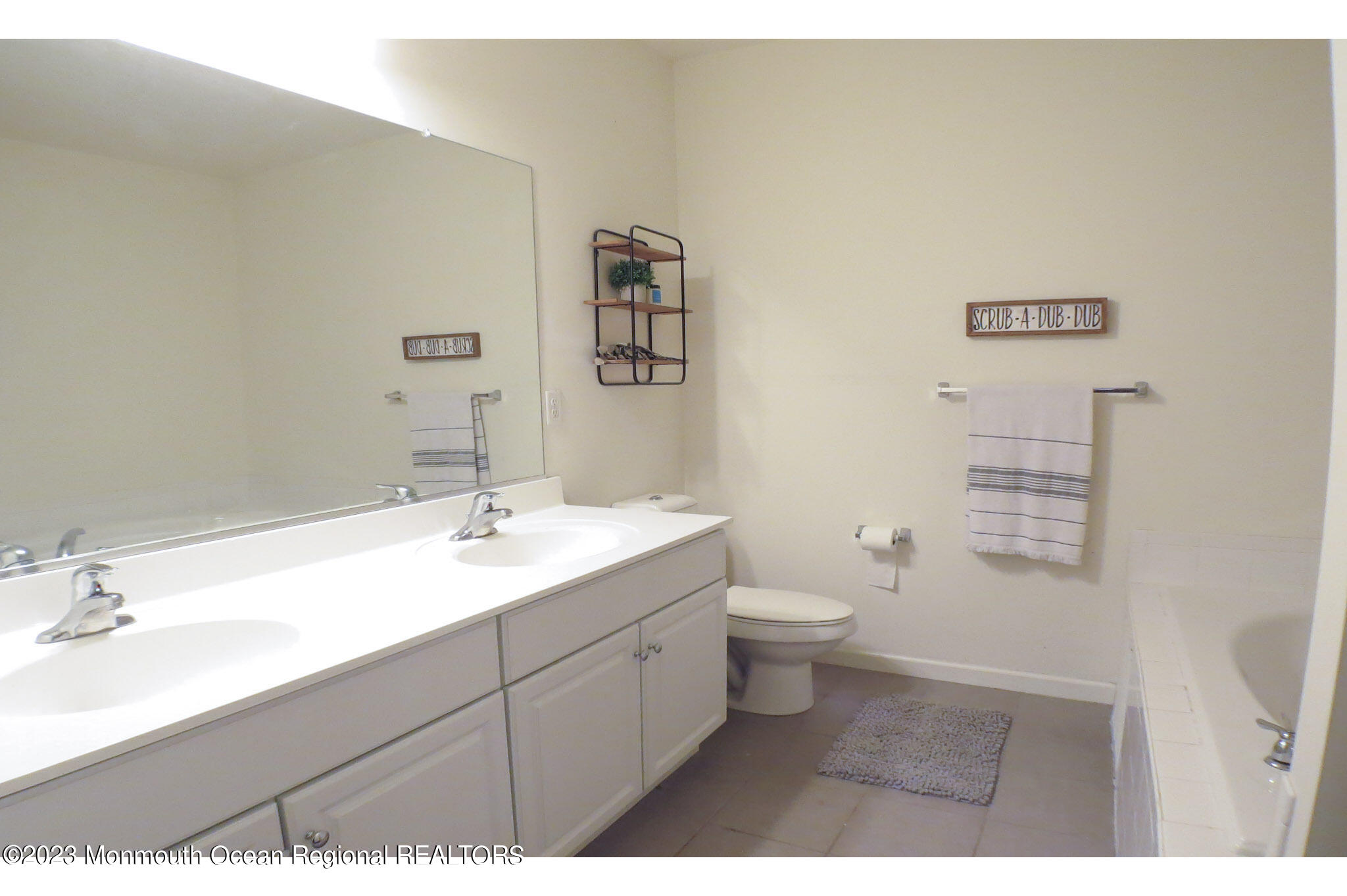 318 Hawthorne Lane, Barnegat, New Jersey image 33