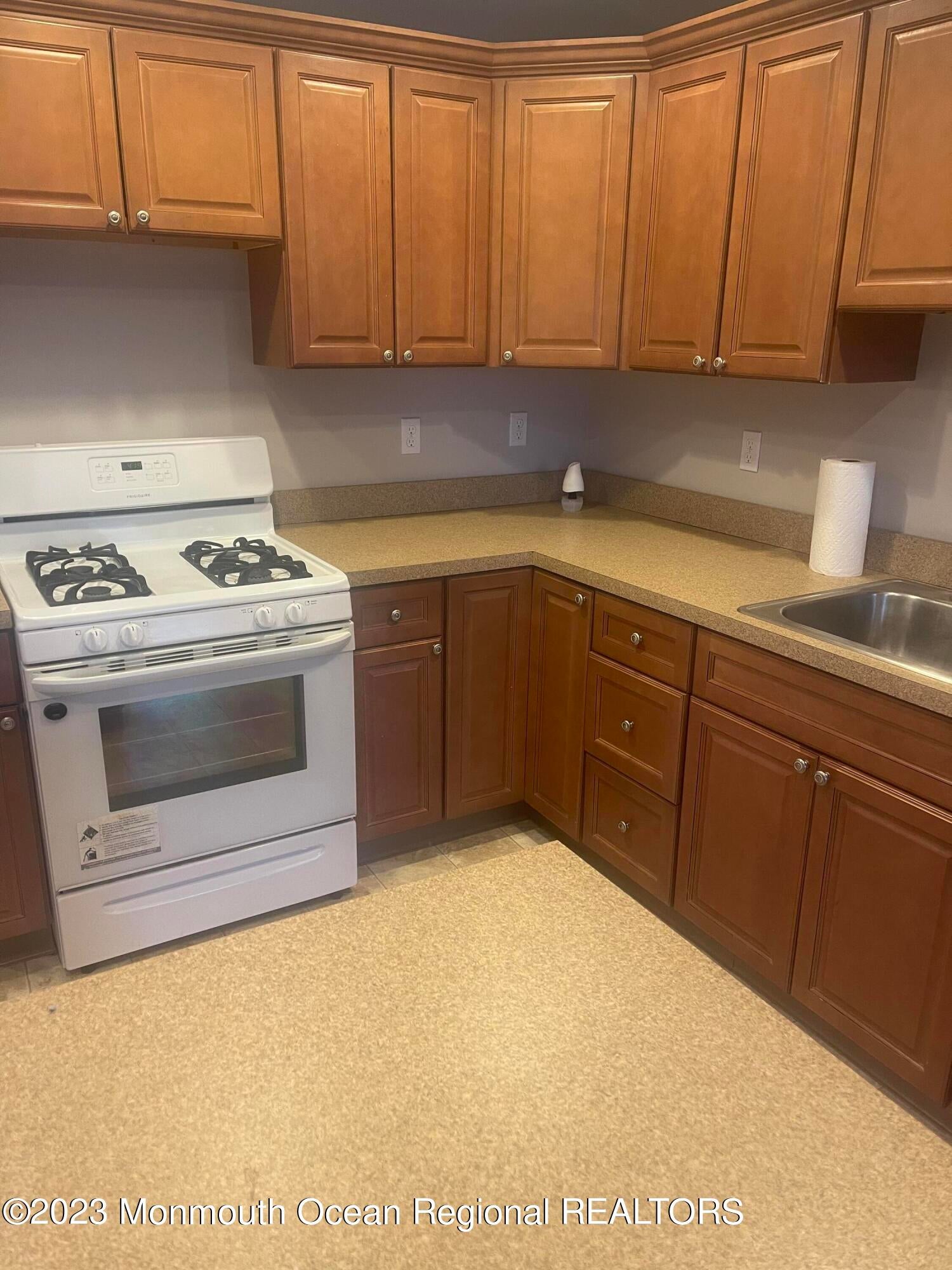 2 Leonardville Road 2A