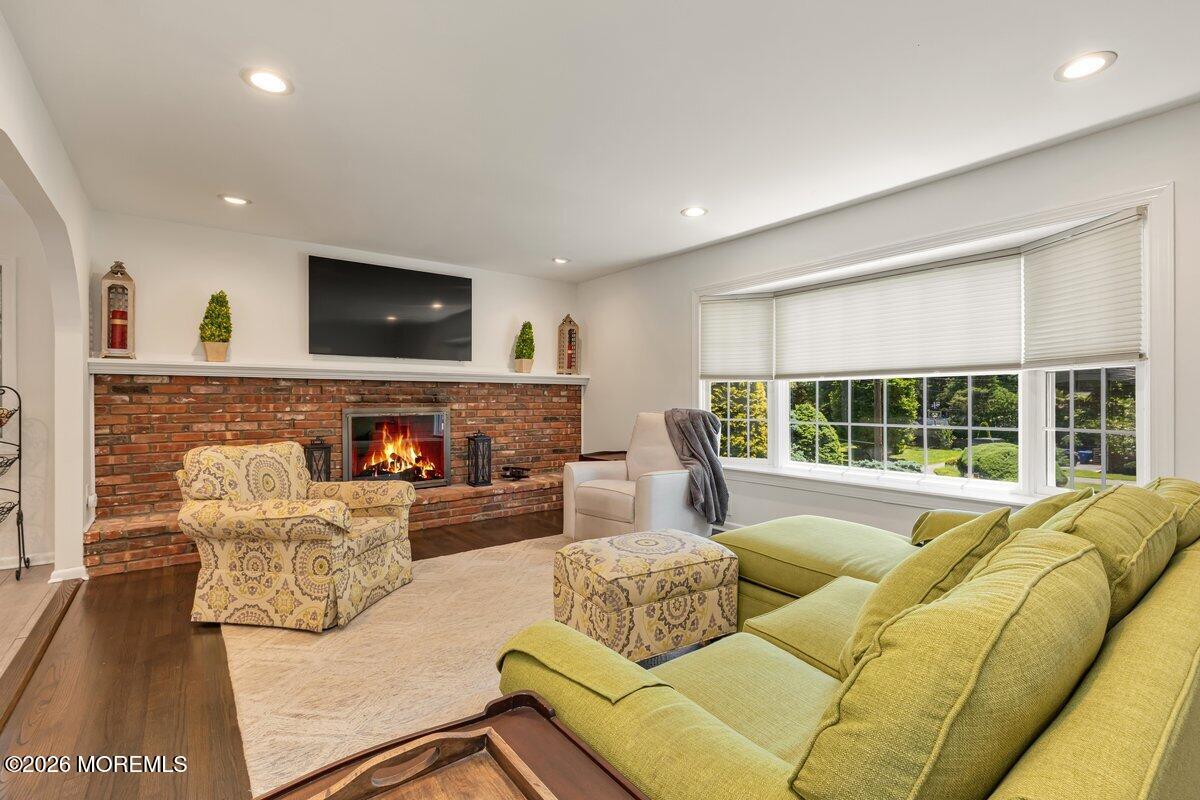 25 Pelican Road
