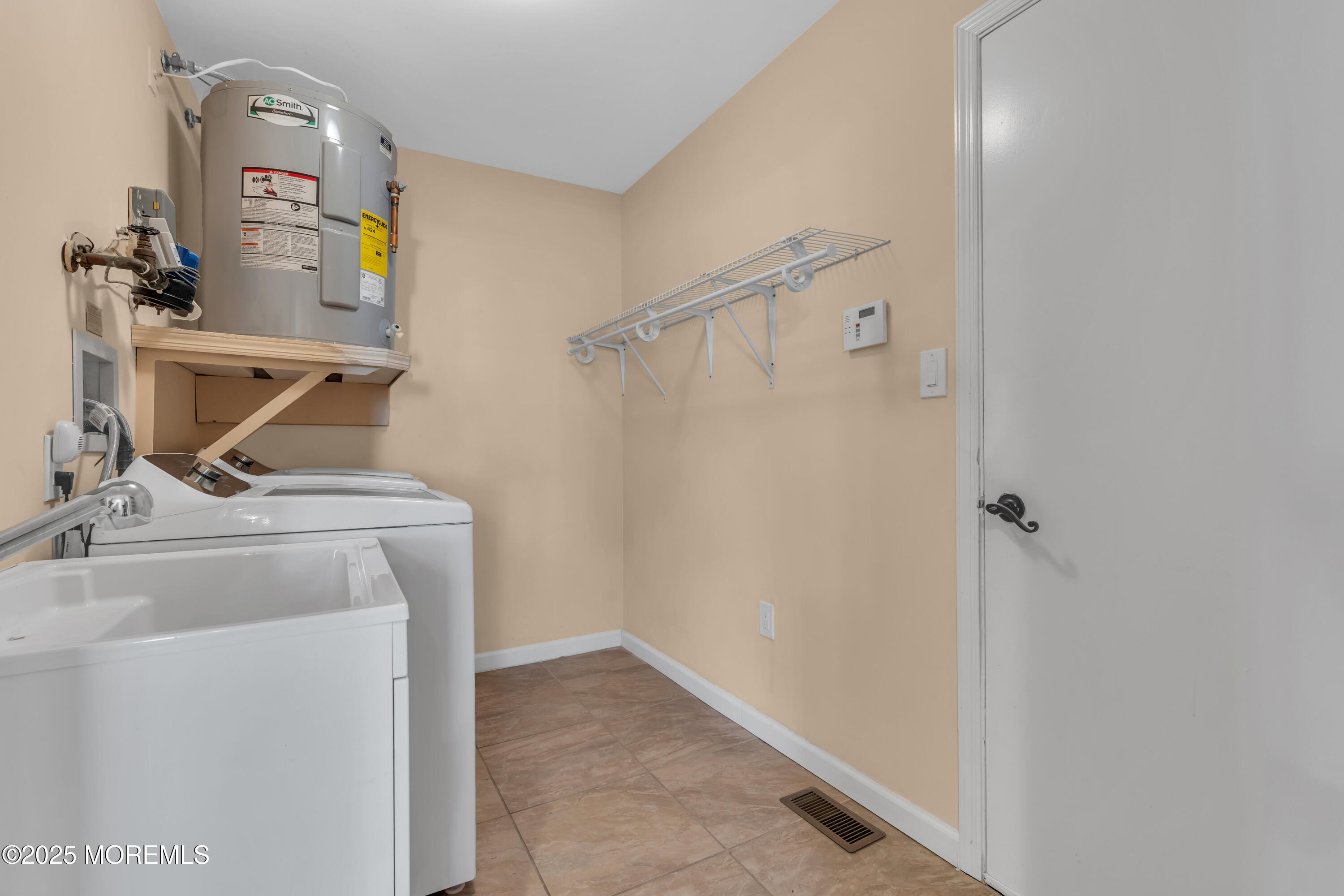 33 Daniel Webster Avenue #B, Monroe Township, New Jersey image 28