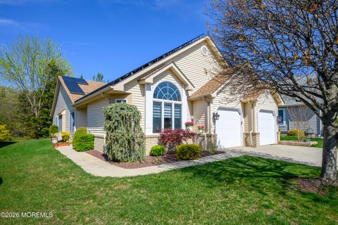 Photo of 2324 N Chanticleer Court, Toms River, NJ 08755 (MLS # 22610858)