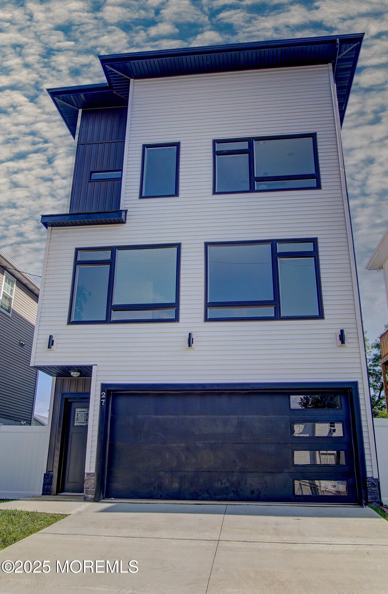 27 Woodland Avenue
