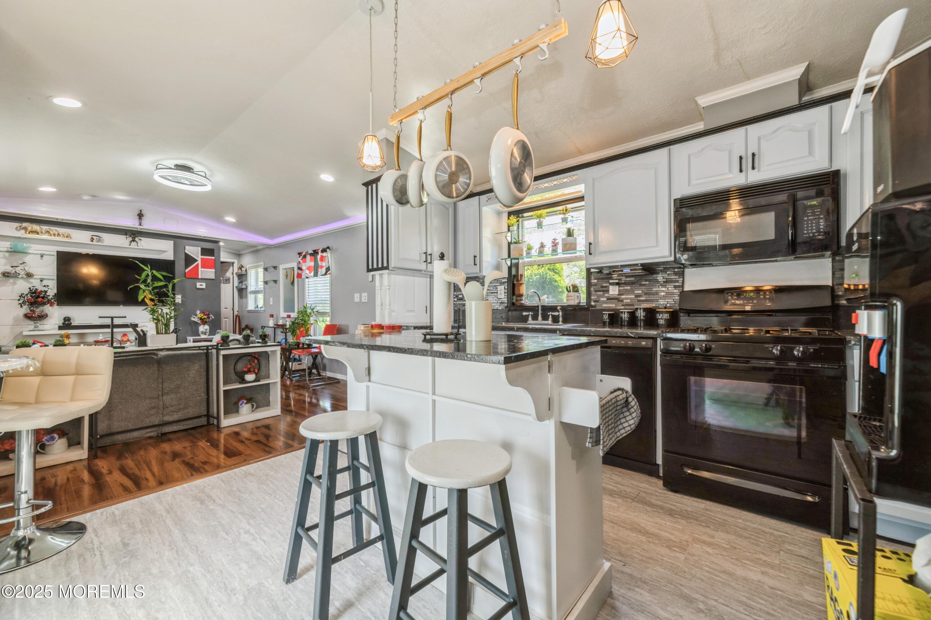 501 Lane F, Hazlet, New Jersey image 12