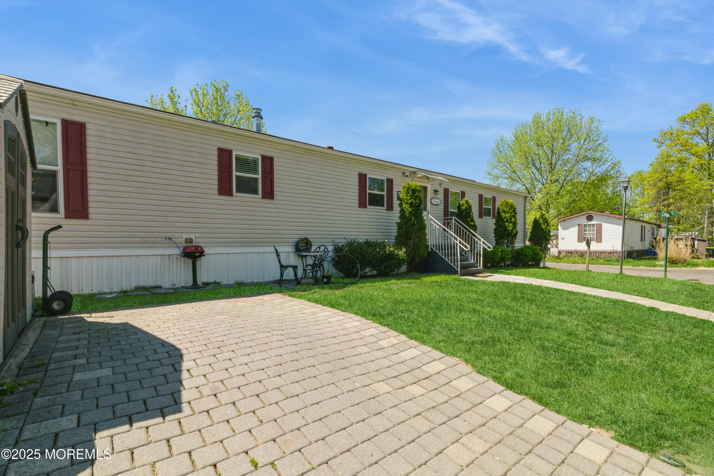 501 Lane F, Hazlet, New Jersey image 4
