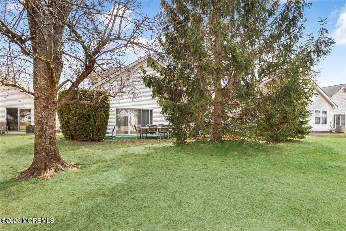 213 Peach Tree Place, Freehold, New Jersey image 21