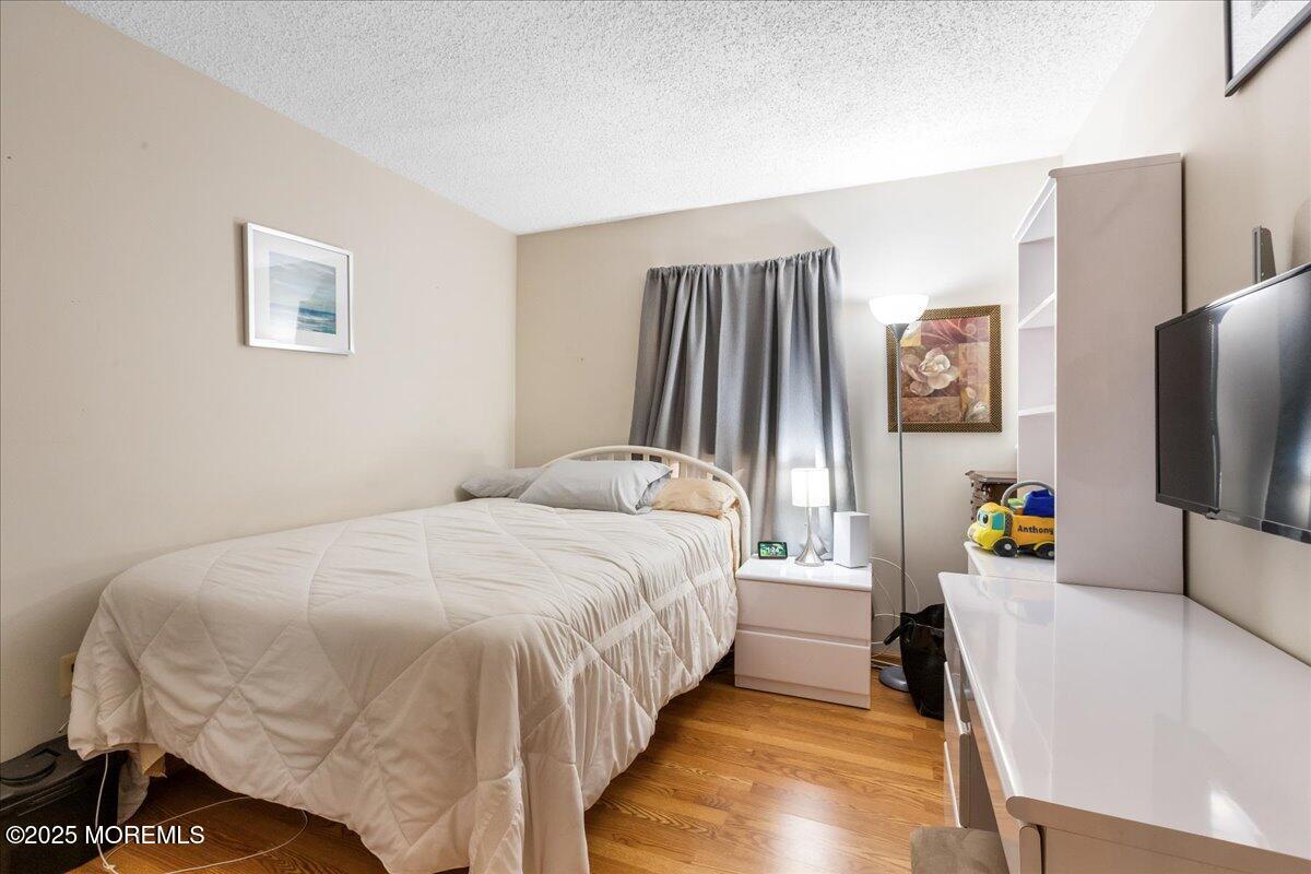 213 Peach Tree Place, Freehold, New Jersey image 14