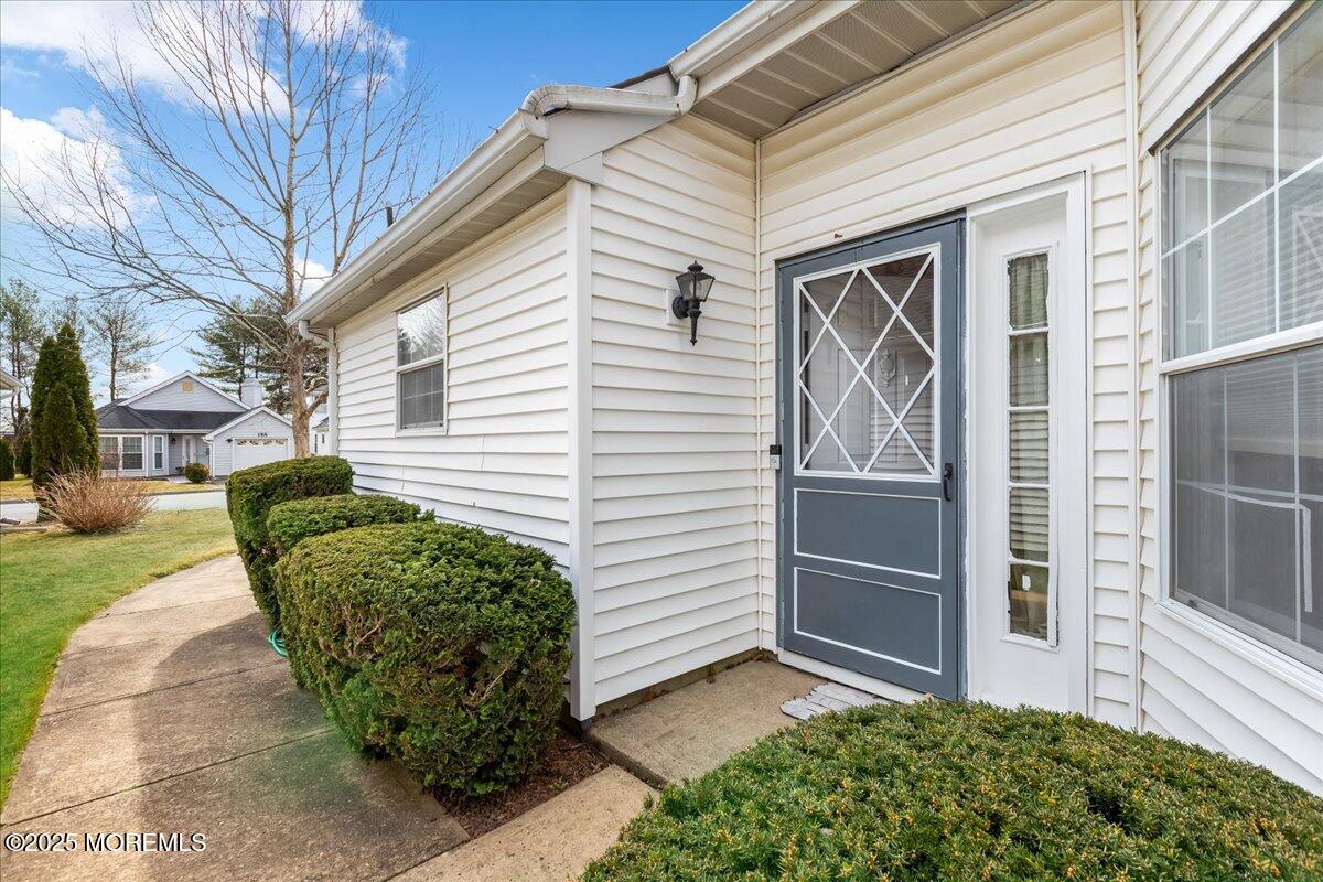 213 Peach Tree Place, Freehold, New Jersey image 3