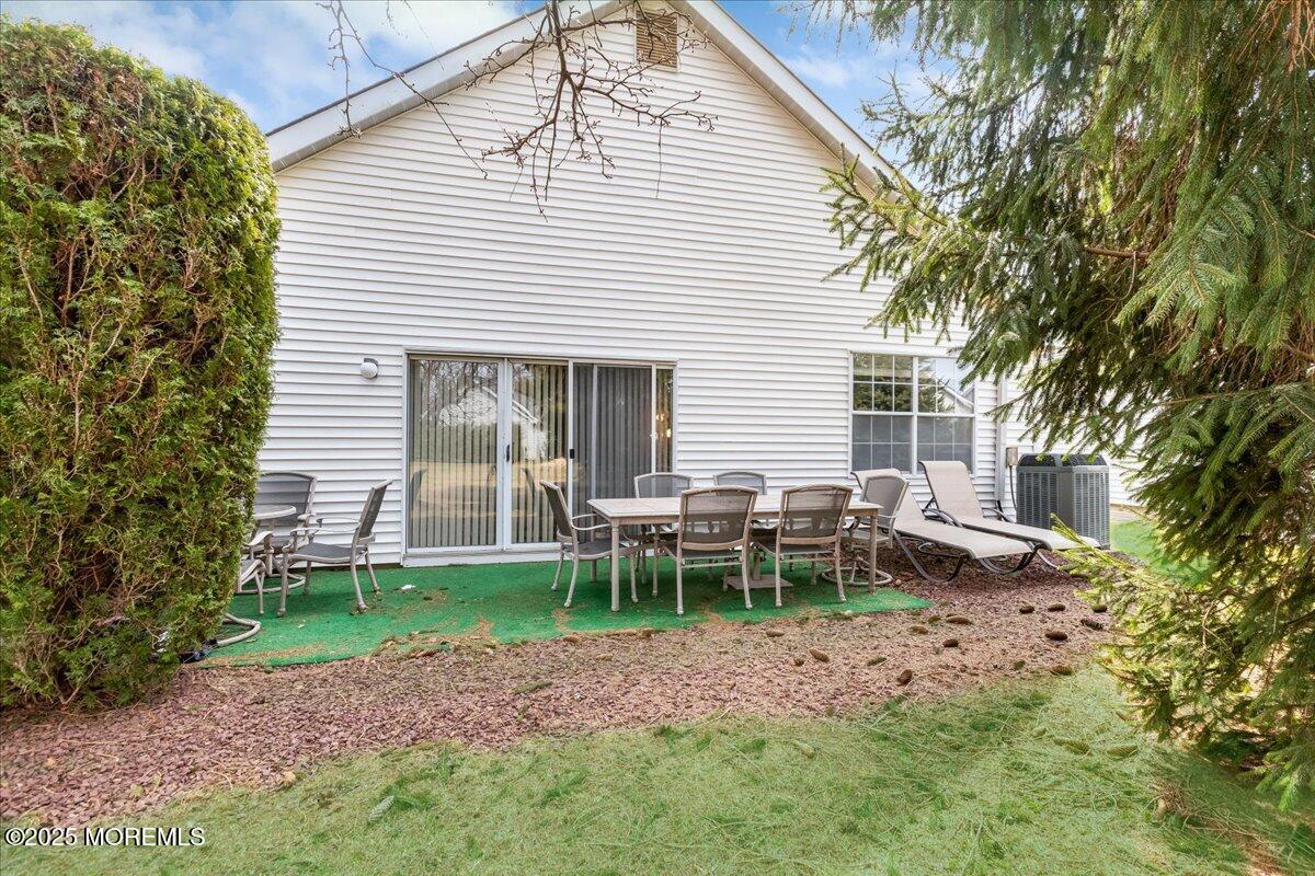 213 Peach Tree Place, Freehold, New Jersey image 20