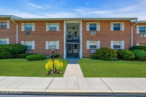 Condo For Sale - 735 Greens Avenue #20B<br/> Long Branch, NJ 07740