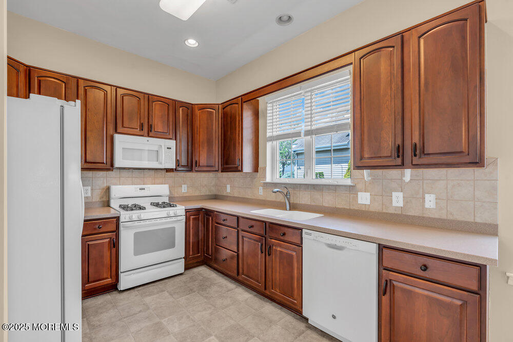 63 Merion Lane, Jackson, New Jersey image 21