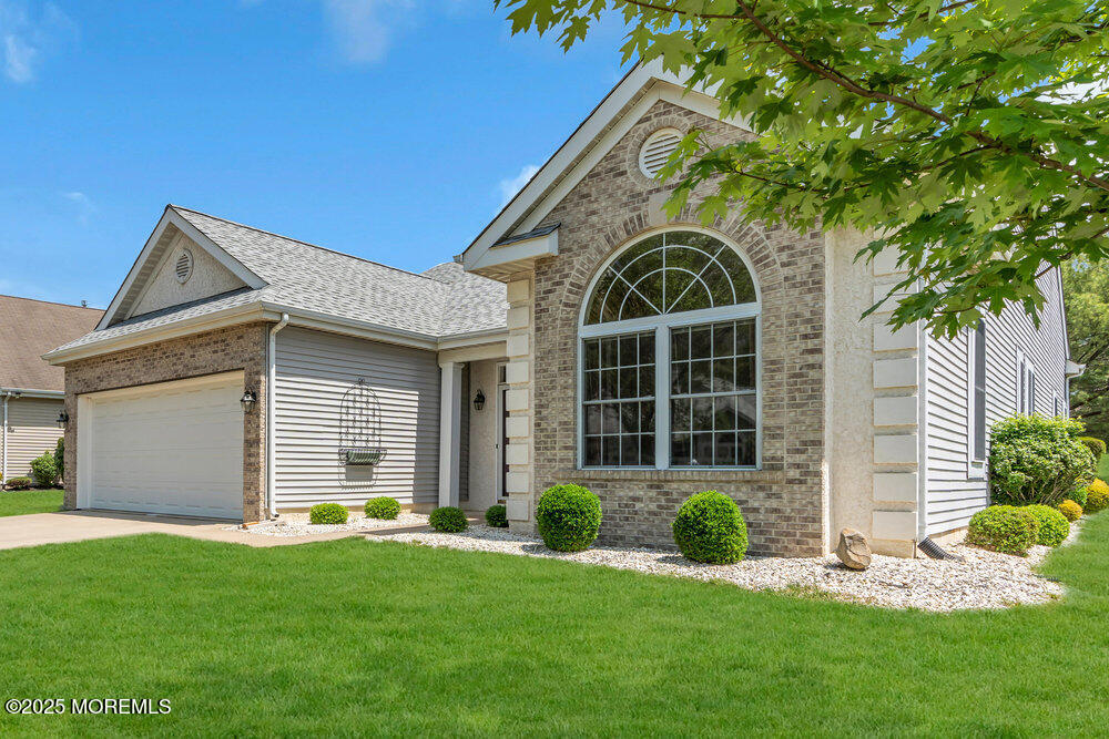 63 Merion Lane, Jackson, New Jersey image 1
