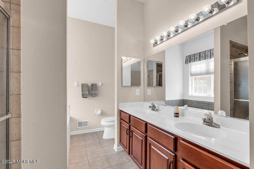 63 Merion Lane, Jackson, New Jersey image 33