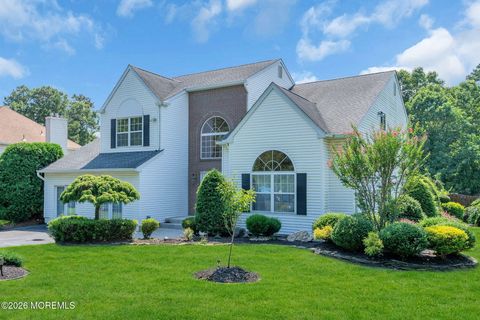 Homes For Sale - 494 Meadowood Road<br/> Jackson, NJ 08527