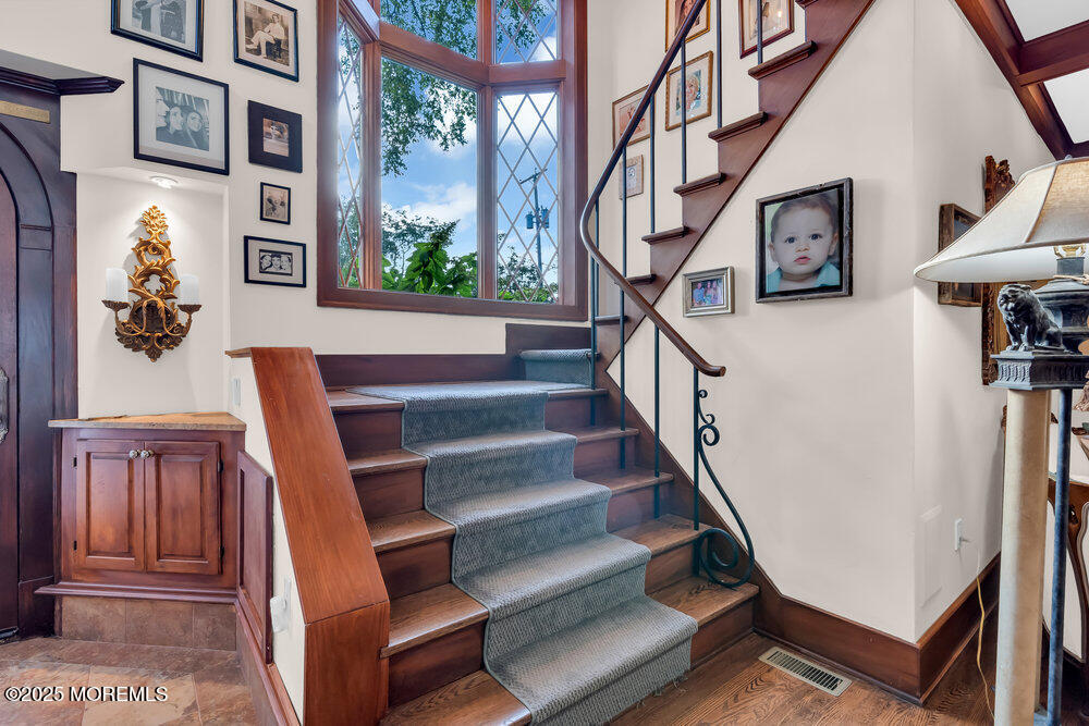 39 Bingham Avenue, Rumson, New Jersey image 8