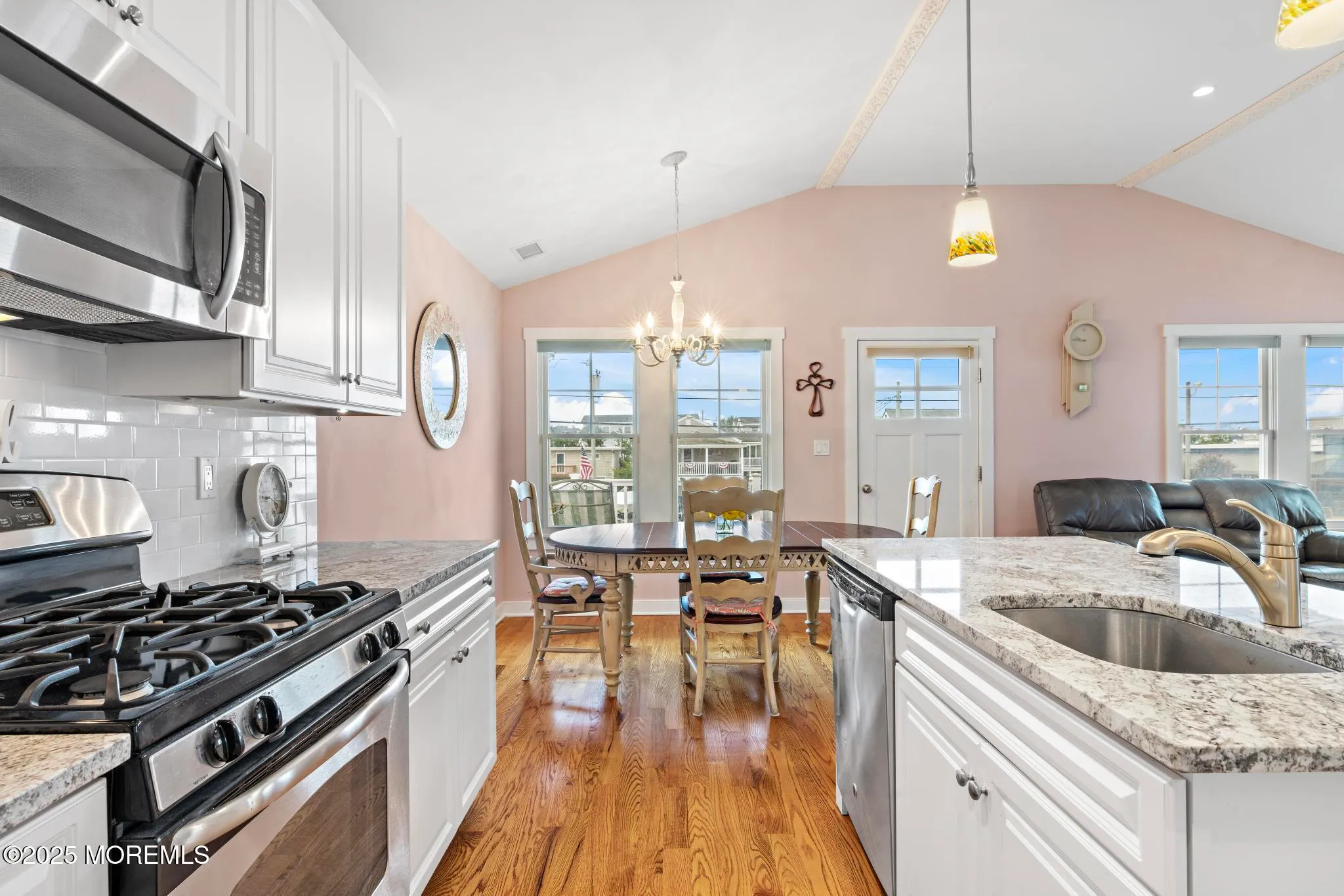 Beach Haven, New Jersey 08008, United States, 3 Bedrooms Bedrooms, ,2 BathroomsBathrooms,Residential,Active,195064