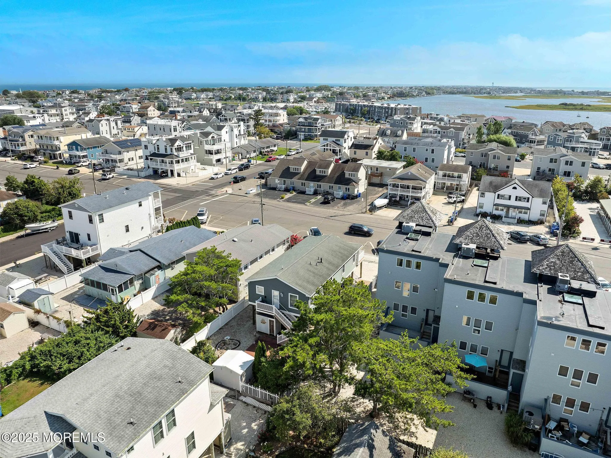 Beach Haven, New Jersey 08008, United States, 3 Bedrooms Bedrooms, ,2 BathroomsBathrooms,Residential,Active,195064