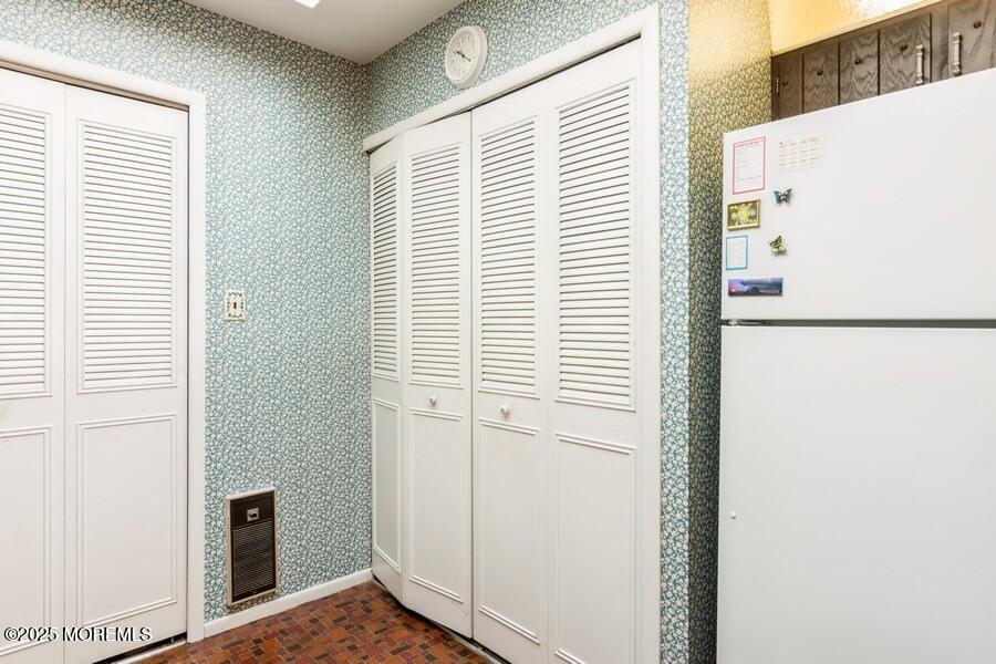 41 Lexington Court, Red Bank, New Jersey image 11