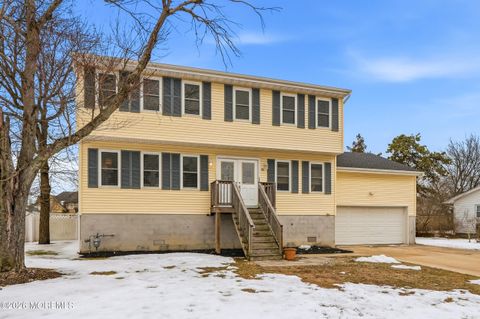 Photo of 45 Sage Road, Toms River, NJ 08753 (MLS # 22605549)