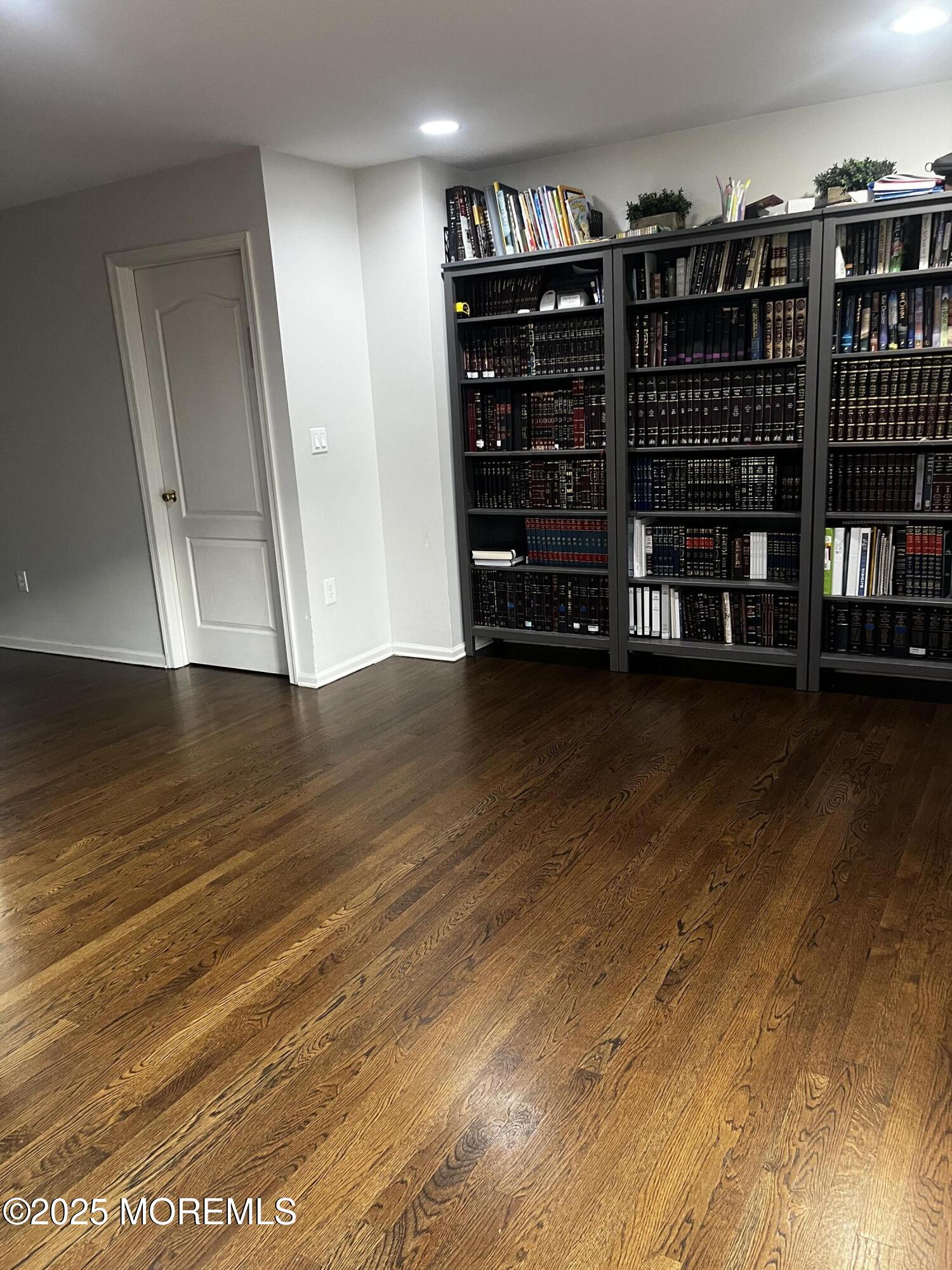 131 Liverpool Court, Lakewood, New Jersey image 5