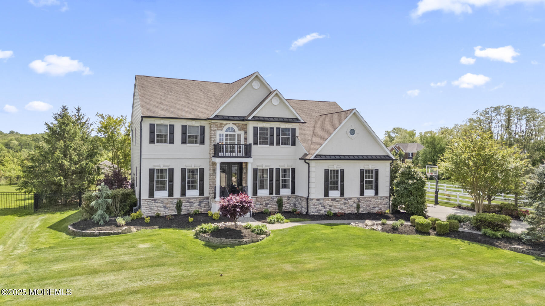 22 Courtney Court, Freehold, New Jersey image 3