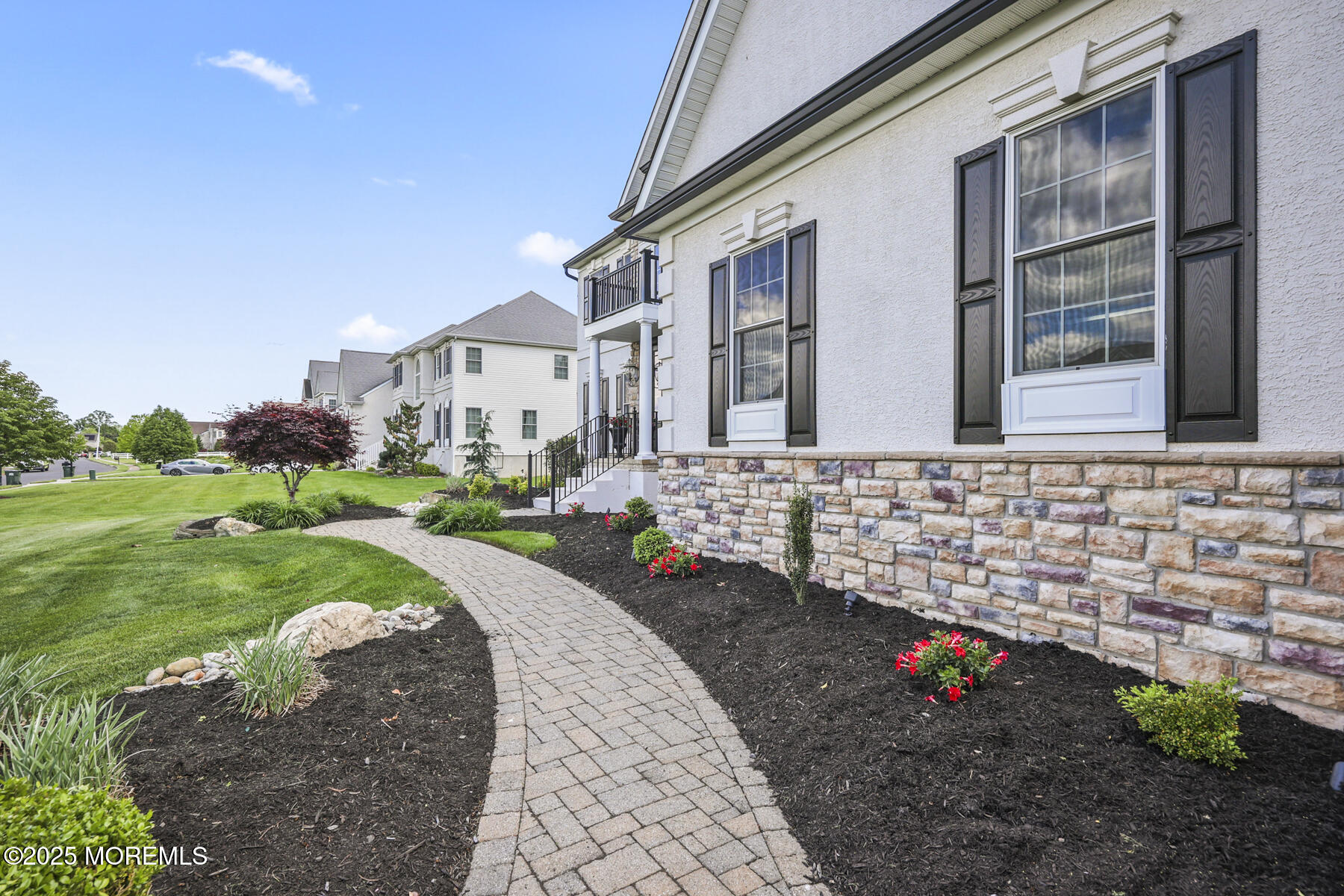 22 Courtney Court, Freehold, New Jersey image 4