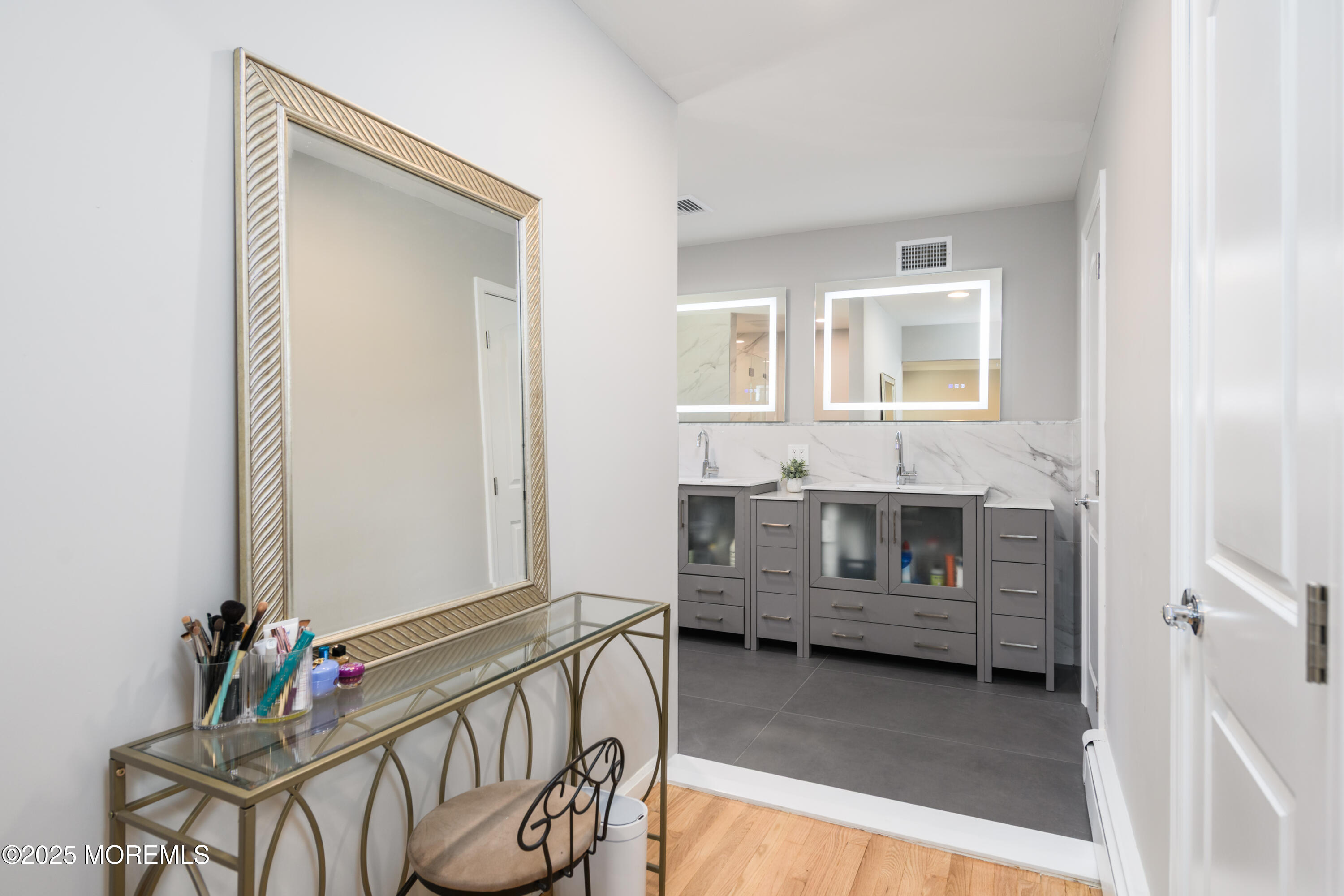 13 Dora Lane, Holmdel, New Jersey image 42
