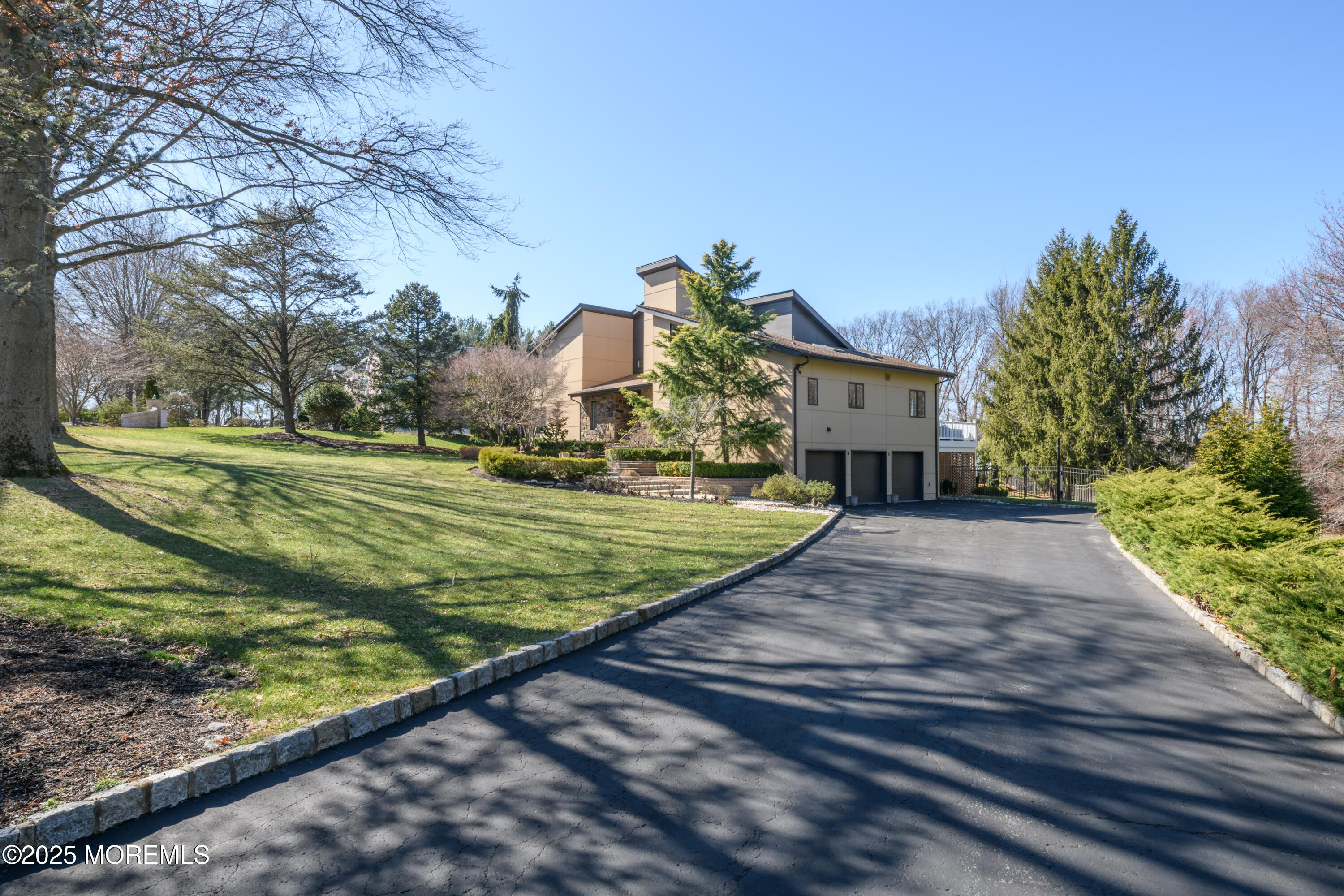 13 Dora Lane, Holmdel, New Jersey image 4