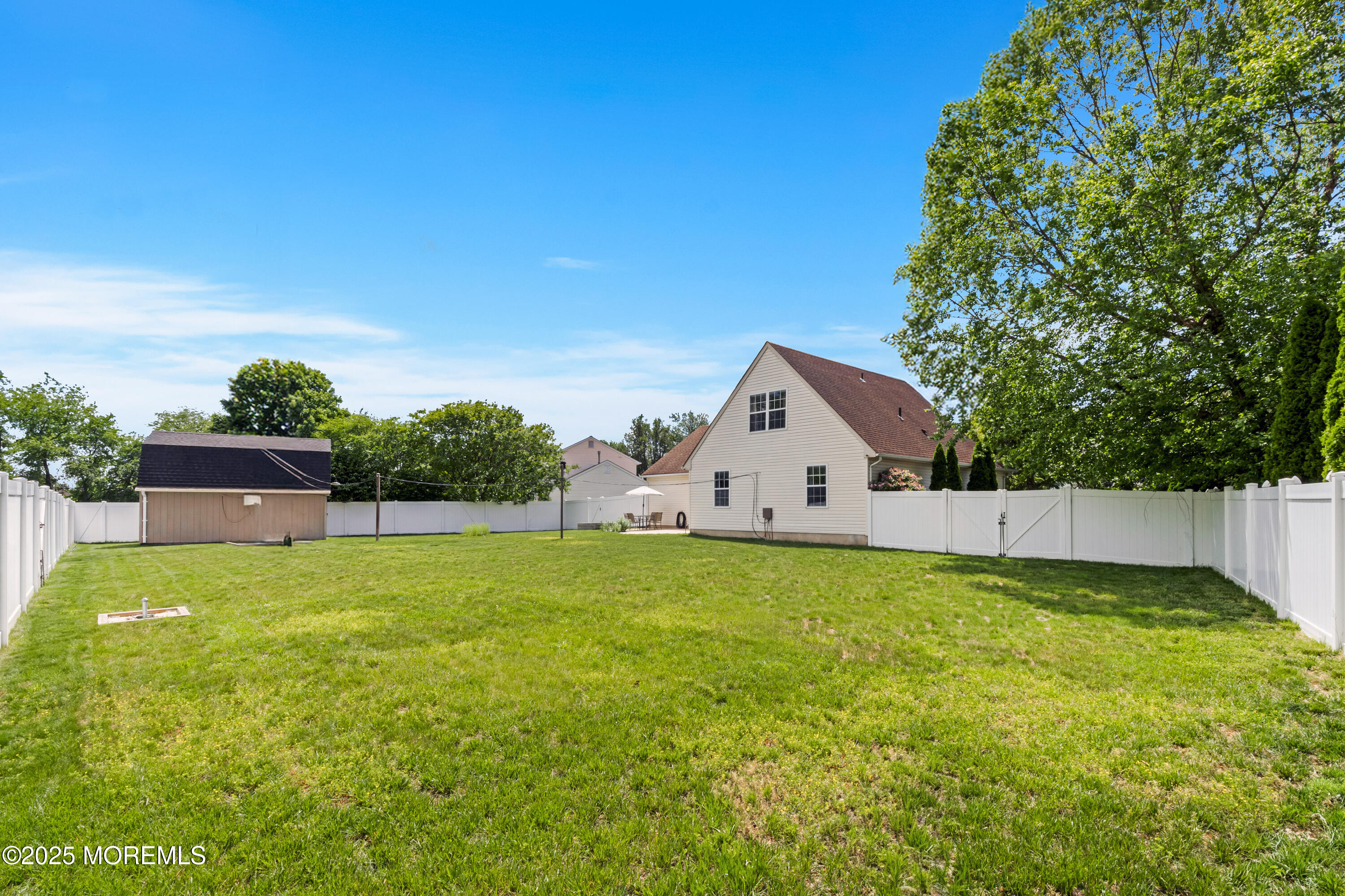 11 Adler Circle, Lumberton, New Jersey image 1