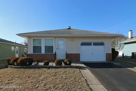 64 Puerto Vallarta Street, Toms River, NJ 08757 - MLS#: 22505793