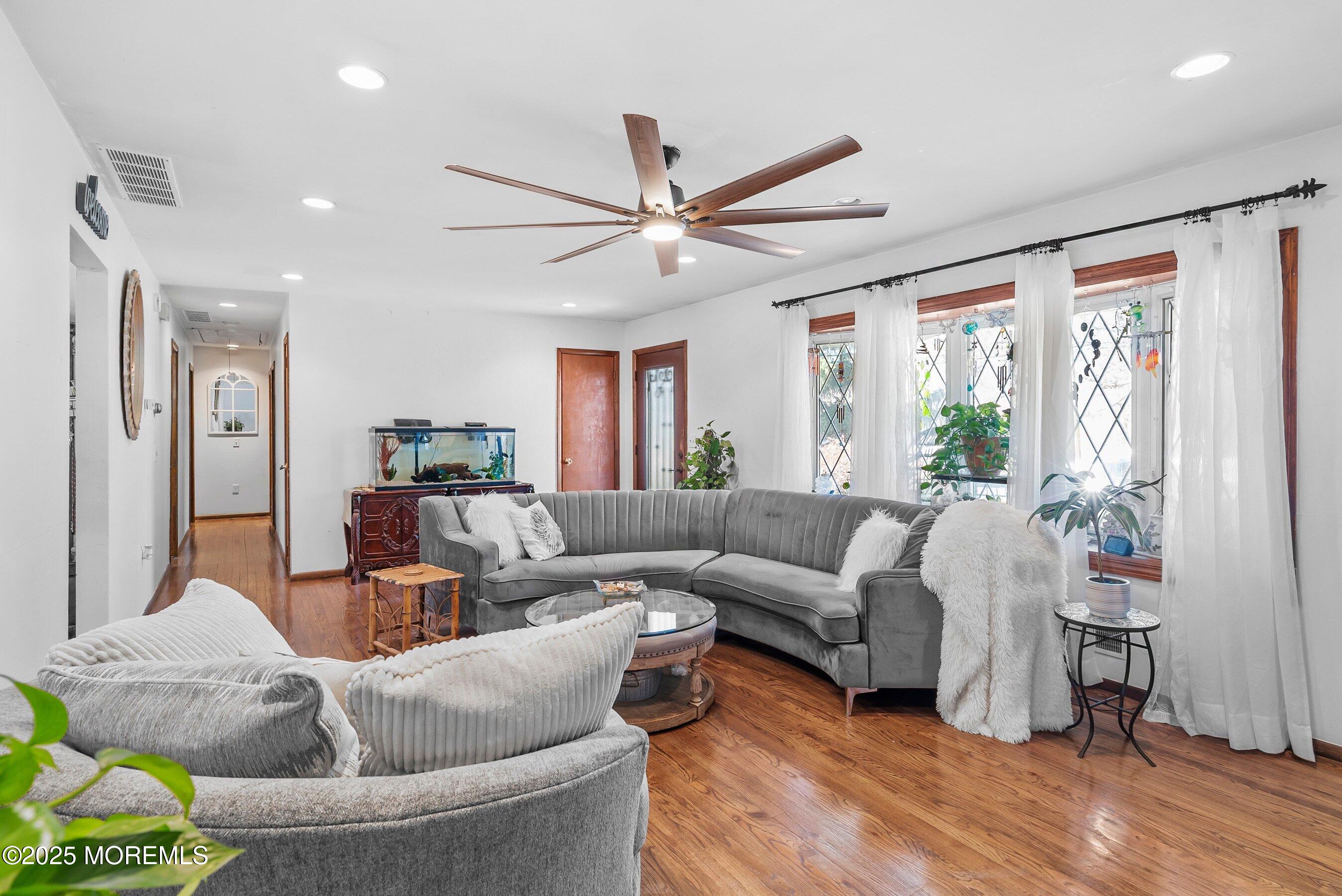 356 Colt Place, Manchester, New Jersey image 9