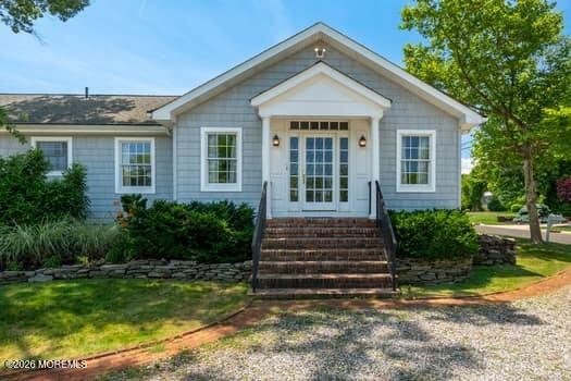 68 Gooseneck Point Road