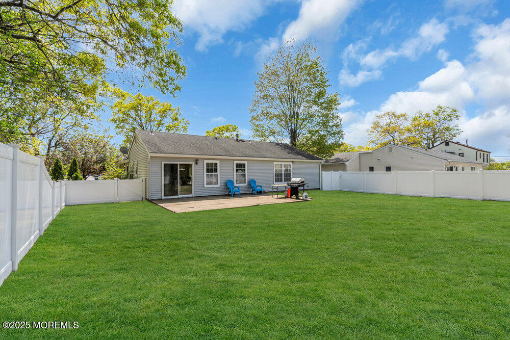 27 Laurel Crest Drive, Howell, New Jersey image 6