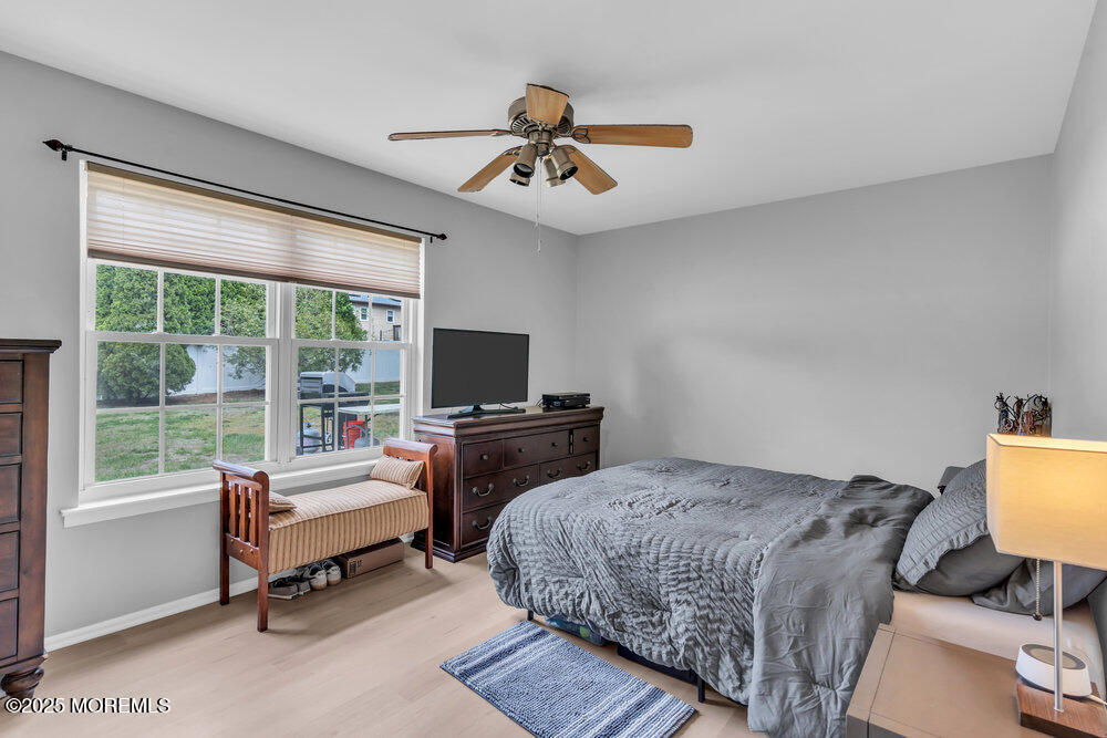 27 Laurel Crest Drive, Howell, New Jersey image 14