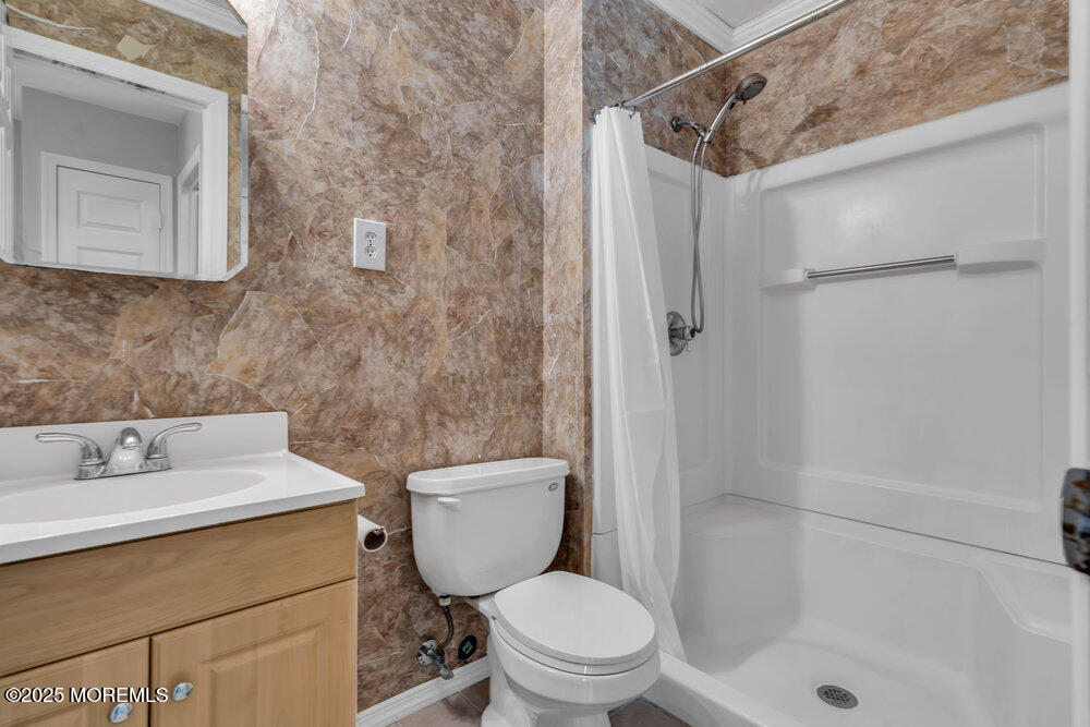 27 Laurel Crest Drive, Howell, New Jersey image 15