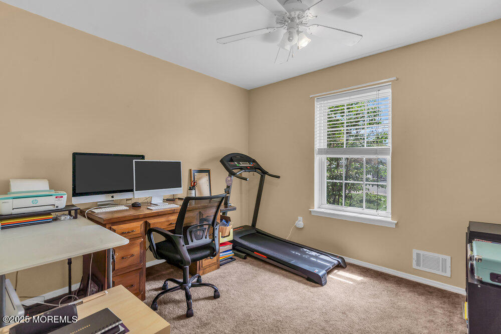 27 Laurel Crest Drive, Howell, New Jersey image 18