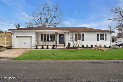 Homes For Sale - 60 Birch Street<br/> Beachwood, NJ 08722