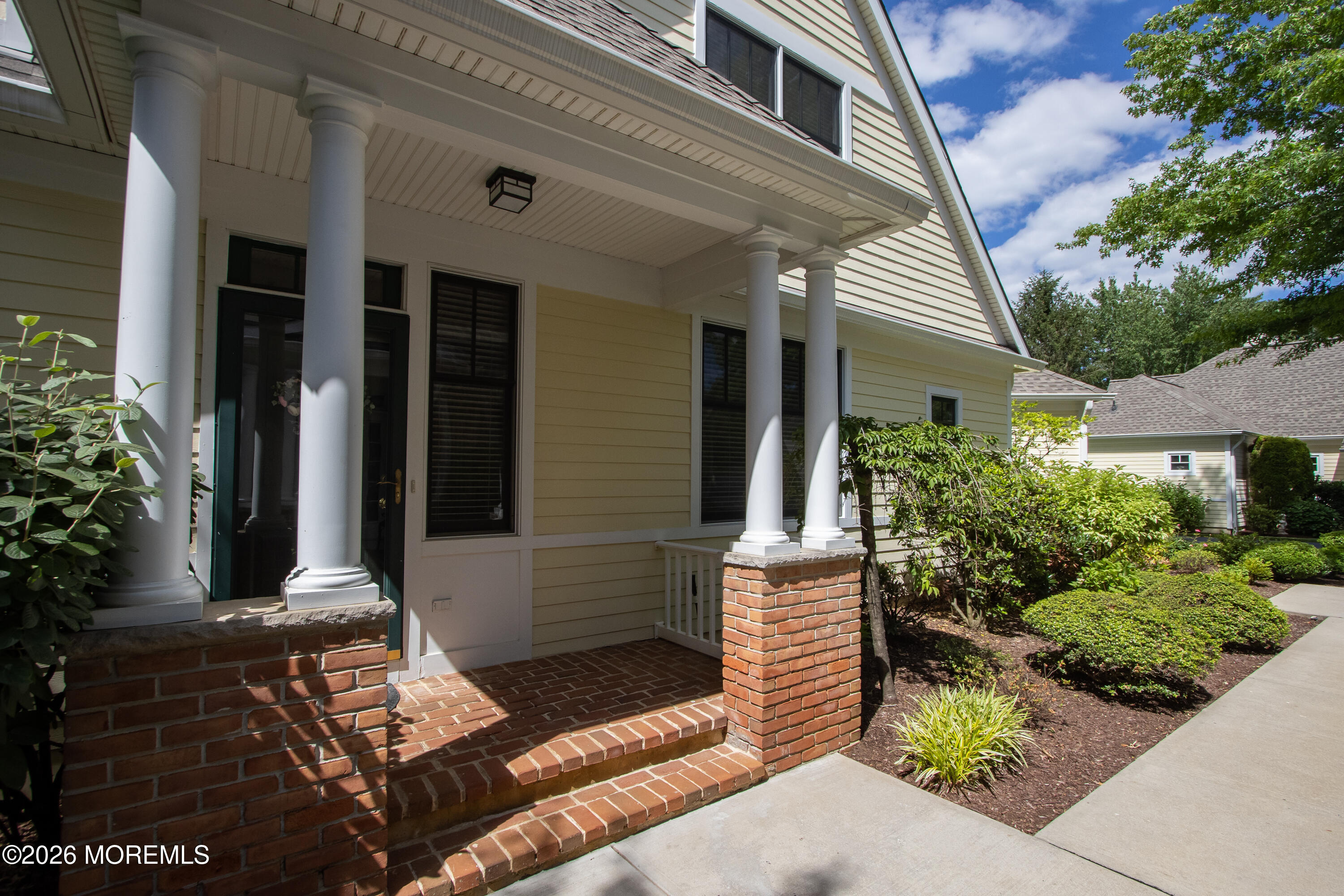 24 Adams Way