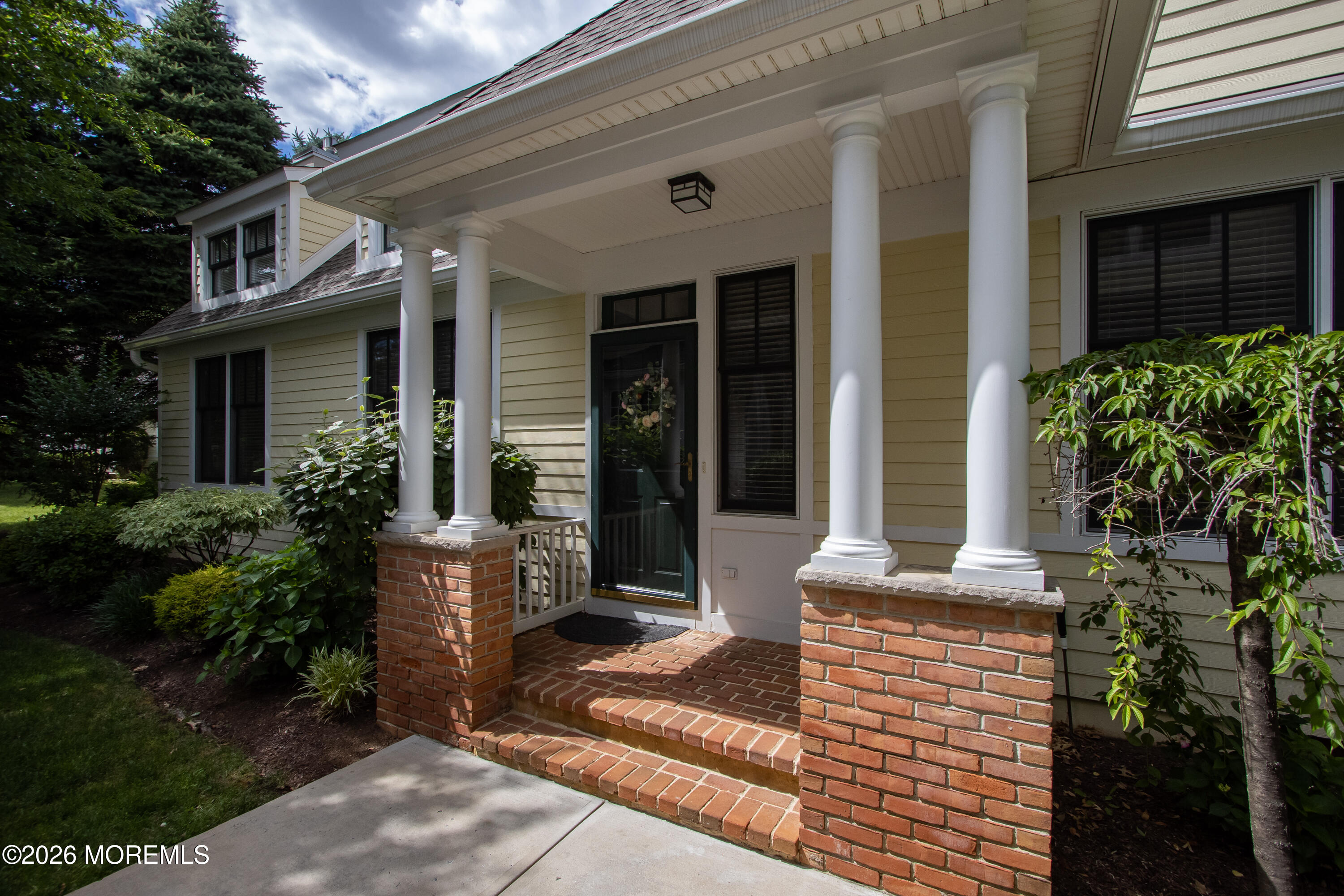 24 Adams Way