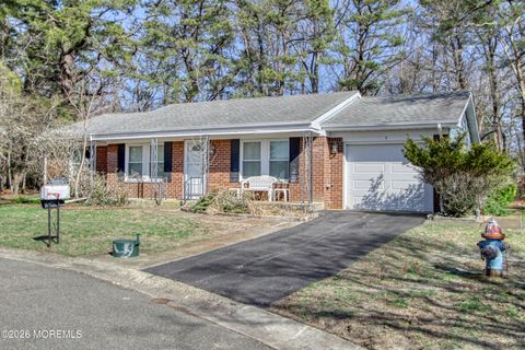 Homes For Sale - 5 Wayne Court<br/> Whiting, NJ 08759