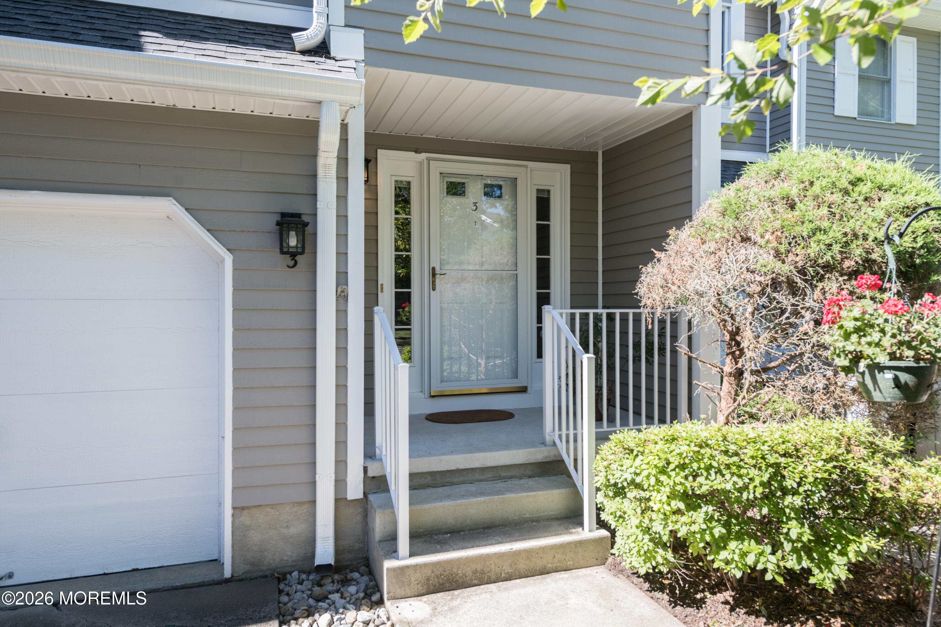 3 Whitesands Way 4003