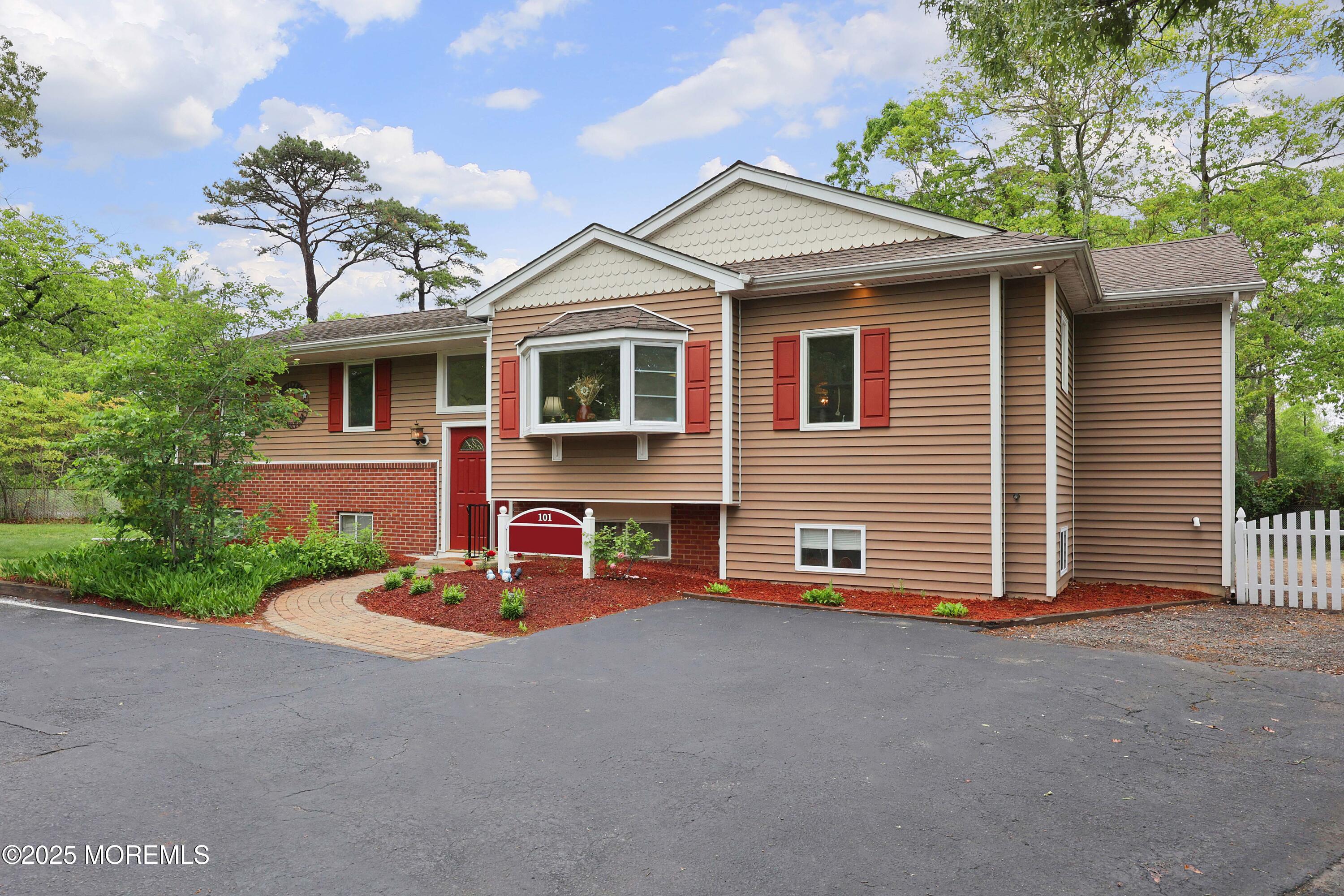 101 Chelsea Avenue, Pine Beach, New Jersey image 3