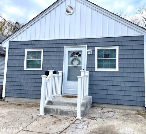Multifamily For Sale - 101 Seabreeze Way<br/> Keansburg, NJ 07734