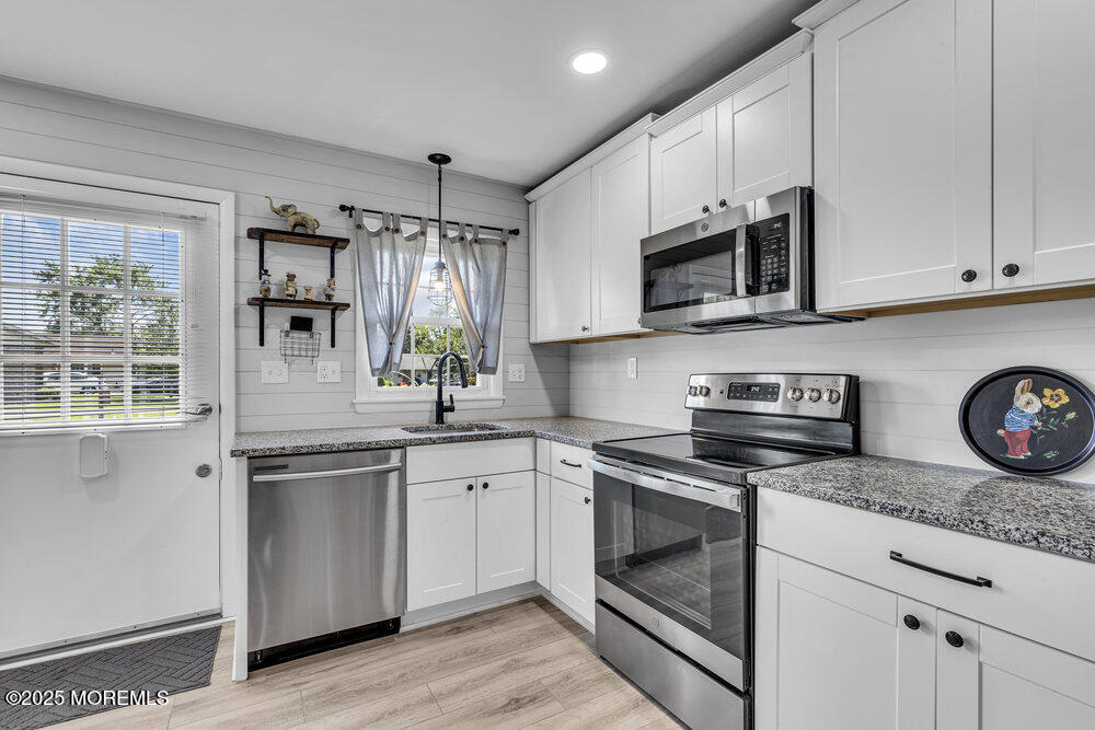 14B Yorkshire Court, Manchester, New Jersey image 4