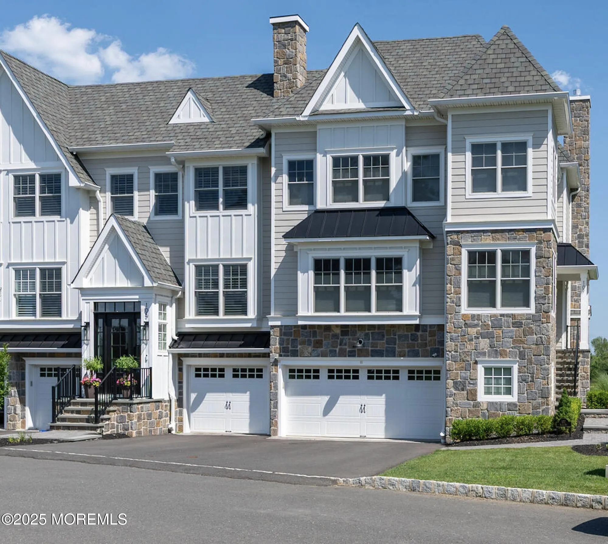 Eatontown, New Jersey 07724, United States, 3 Bedrooms Bedrooms, ,4 BathroomsBathrooms,Residential,Active,88493