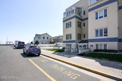 15 Garfield Avenue 102 Avon-by-the-sea NJ 07717