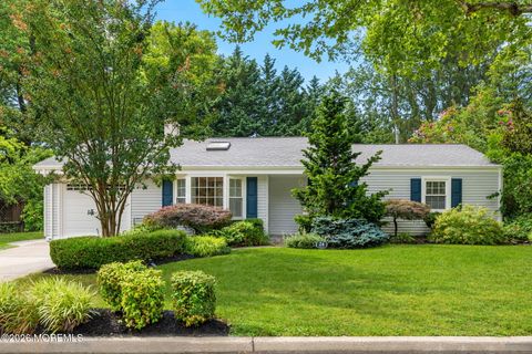 Homes For Sale - 24 Village Lane<br/> Middletown, NJ 07748