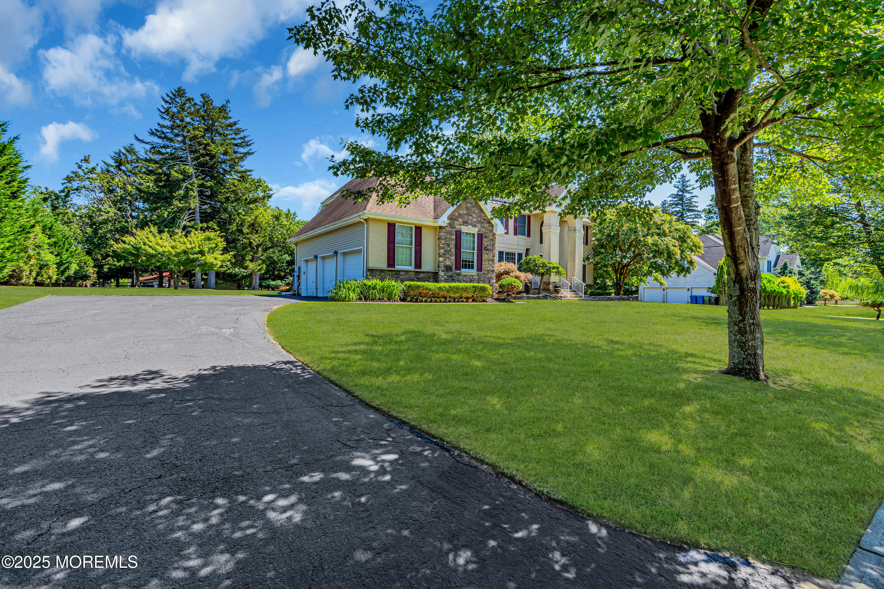 4 Bermet Court
