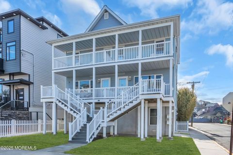 37 Shrewsbury Avenue Highlands NJ 07732